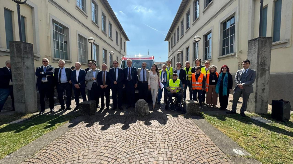 Casa di Giorno: un anno di successi e un nuovo bus per gli anziani di Novara